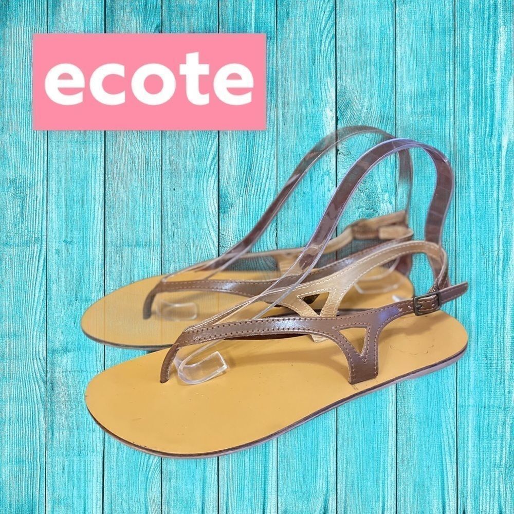 UO Ecote Women's Brown Cutout Thong Sandals 7